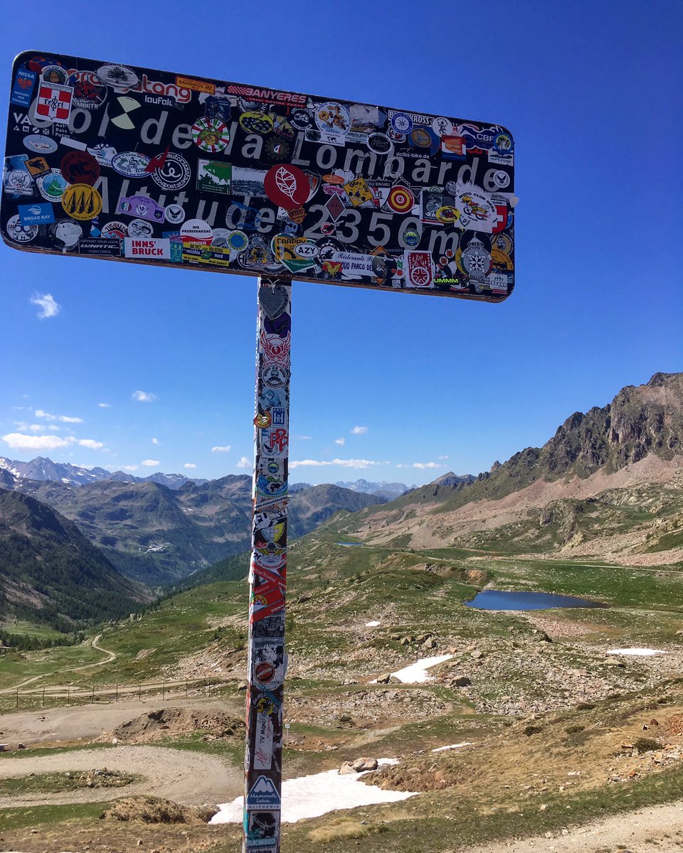 isola2000live's tweet photo. Col de la Lombarde ouvert 🚦 https://t.co/4w3UwMgVTH