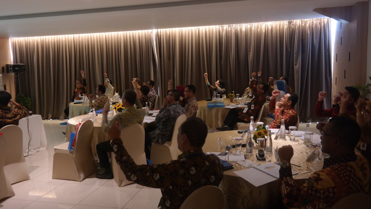 FBI_coach's tweet photo. PCT Bank BJB at Clove Garden Hotel Bandung (22-24 Mei 2017) https://t.co/AAV8rYPwNX