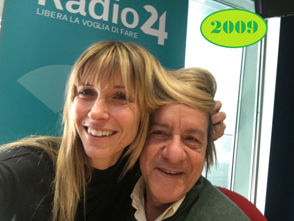 Su <a href="/Radio24_news/">Radio 24</a> Mix24 #MusicaeStoria con <a href="/alessfiori/">alessfiori</a> e Schipani.Il 2009 l'anno del #terremoto a #LAquila e di Sincerità di <a href="/ARISA_OFFICIAL/">ARISA</a>