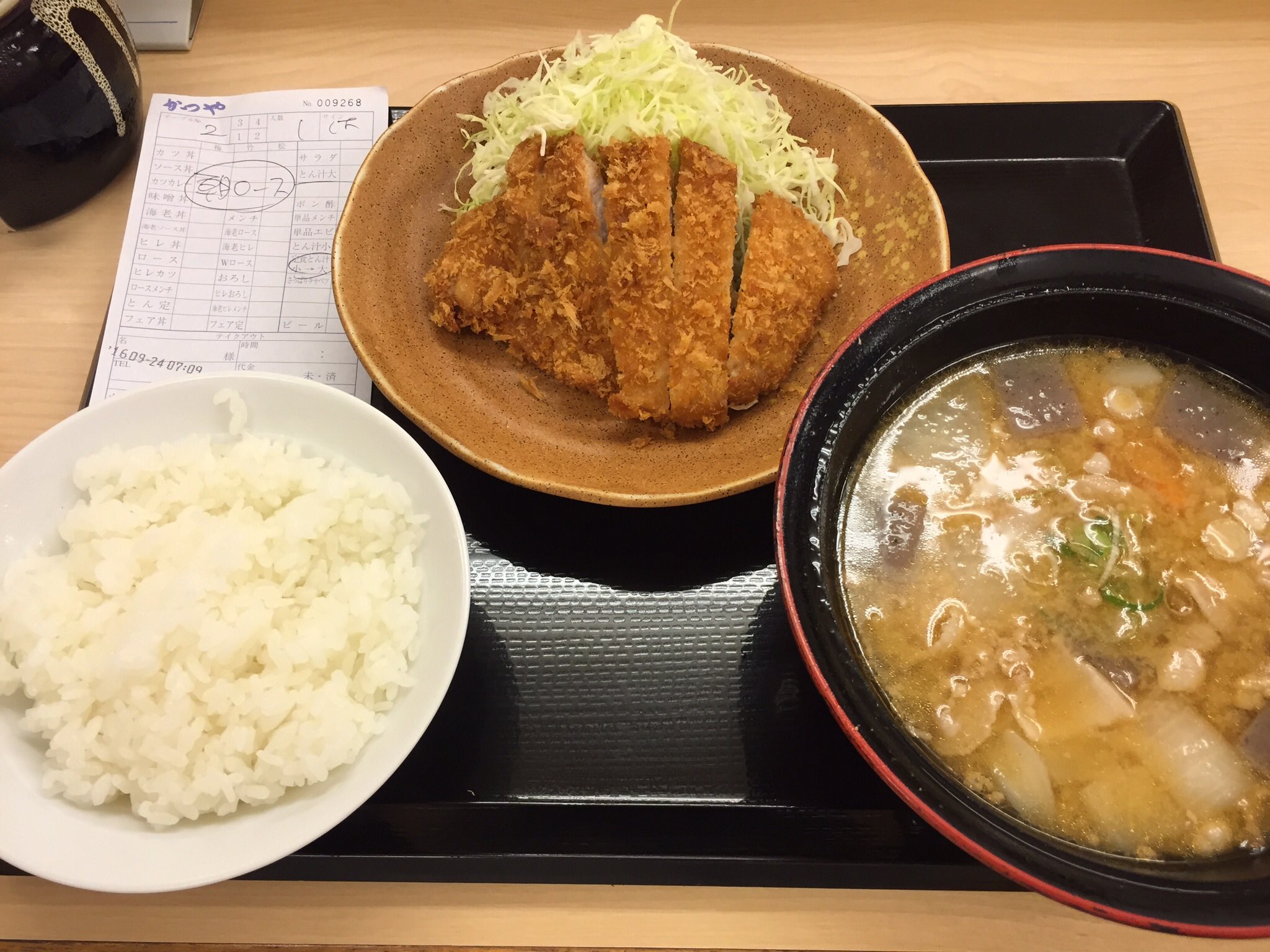 オスカーはpfizer ３回 接種済です ついでにかつやの朝ごはんの小ネタを 朝ロースカツ定食 とん汁 大 に変更 100円割引券 しょうが焼き定食以下同 450 40 1 08 100 429 ミニカツ丼セット ご飯大盛 券 390 100 1 08 100 429 割引券ルール 500円以上