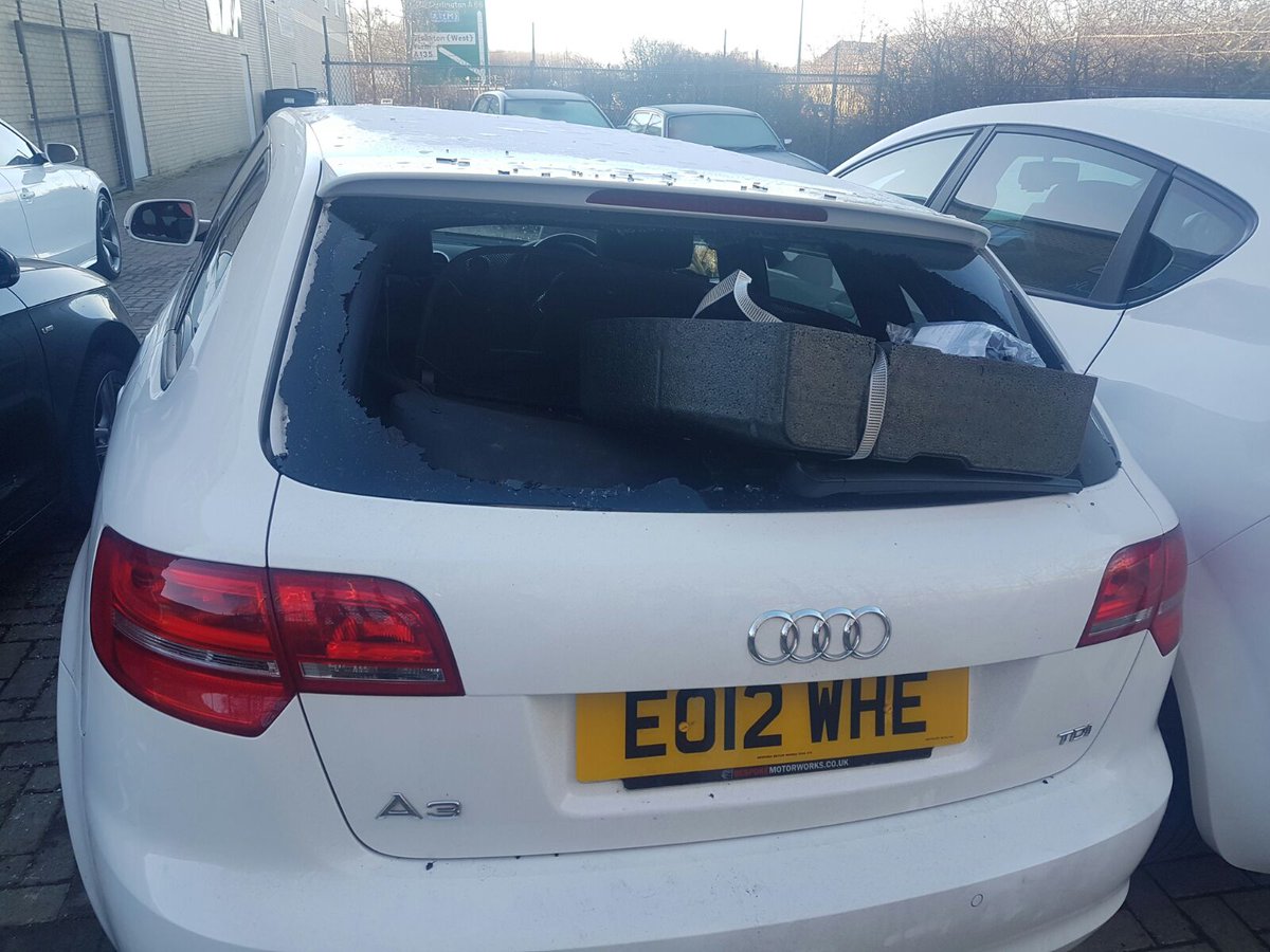 AutoscreenUK's tweet photo. Rear #windscreen replacement for a white #Audi. #Northeast #DarloBiz https://t.co/wnGvnr9Tua