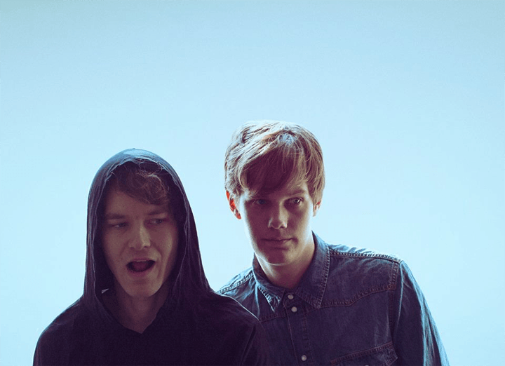 pouledor's tweet image. premiere du jour: @Bodebrixen - Town Hall Square pouledor.com/2017/06/09/pre…