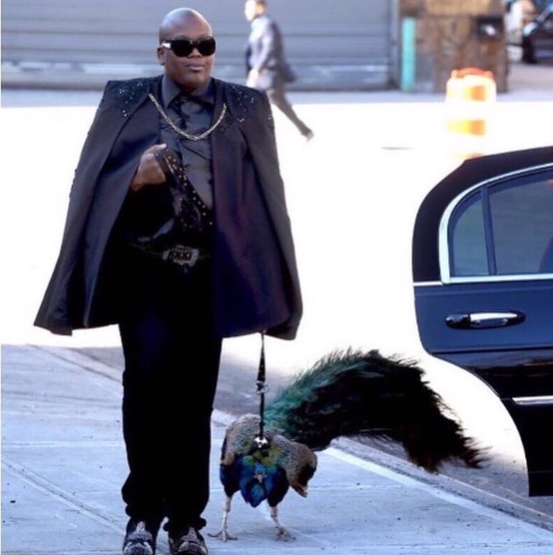 ⠀⠀
⠀⠀
اذا كآن عندي فلوس ومدري ايش اشتري 🌚😂💔.