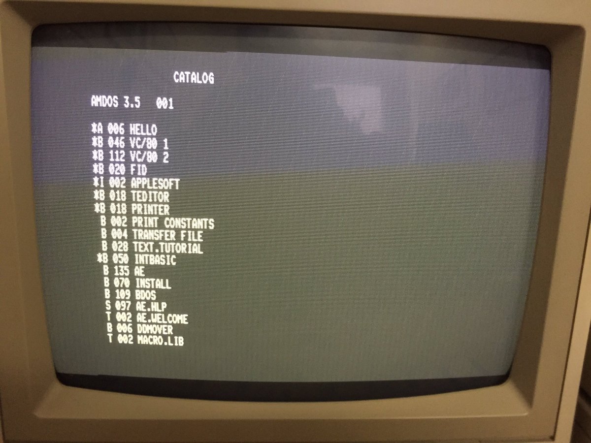 ReEstInv's tweet photo. #AppleII+ with 3.5 Disk running AMDOS 3.5 with DOS3.3 #ASCIIExpress #VisiCalc #Applewriter all on one disk https://t.co/iVCNeMrHoC