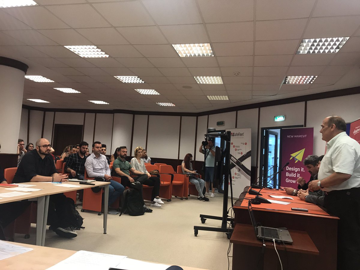 diando70's tweet photo. Starting #IDMSC #student contest @UPTimisoara @elearning_upt #multimedia # https://t.co/GwZmkpaeDa