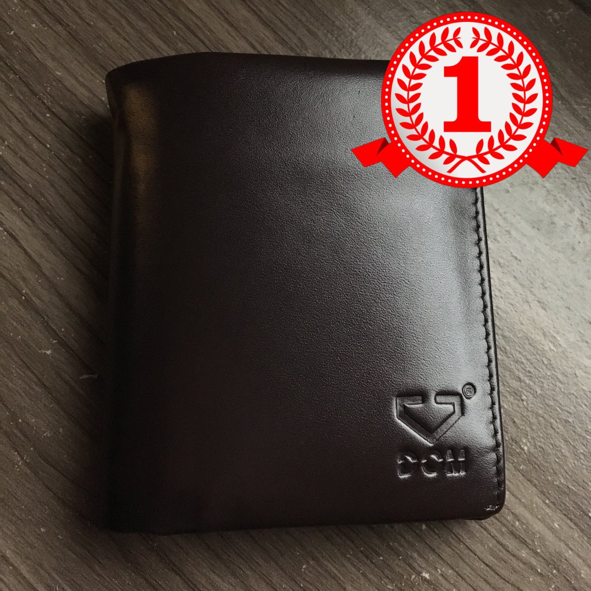 dom___styles's tweet photo. Hadiah apa yang paling sesuai untuk seorang lelaki?

1. Wallet 😎 https://t.co/aLw0lfziWL