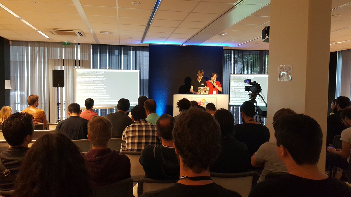 alinedeschamps's tweet photo. Laravel et vue.js avec @YvonnickFrin et @benjamin_cavy : live coding au réveil, c'est ça aussi les #Tech2day ! 😎 #Web2day https://t.co/In5nK8Oj8k