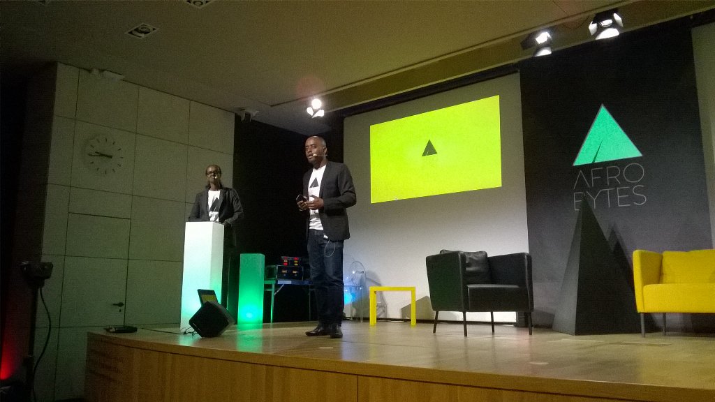 Ruby_BIRD's tweet photo. @SocialAfrobytes #Afrobytes #Bringbackournarrative. Proper face of Africa. Fashion,Entertainment,Sport,high-Tech.. https://t.co/jJFMs3fFDi