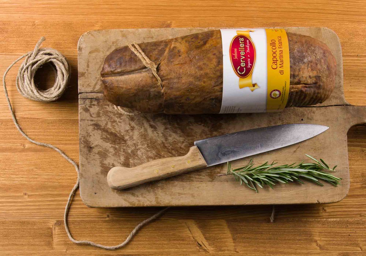 puglia's tweet photo. Abbiamo scelto il Capocollo di #MartinaFranca, per noi considerato tra i migliori quello di #Cervellera #km0 #Puglia https://t.co/3QiVhcHNWU https://t.co/MJJZAakwIp