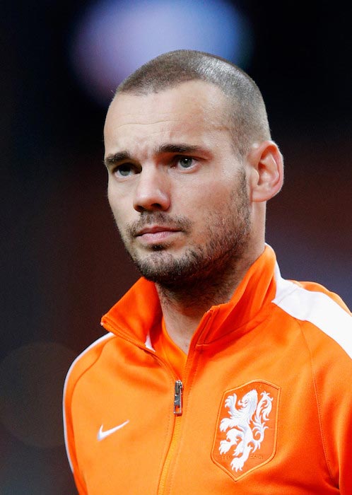 Happy Birthday to Wesley Sneijder who turns 33 today. 