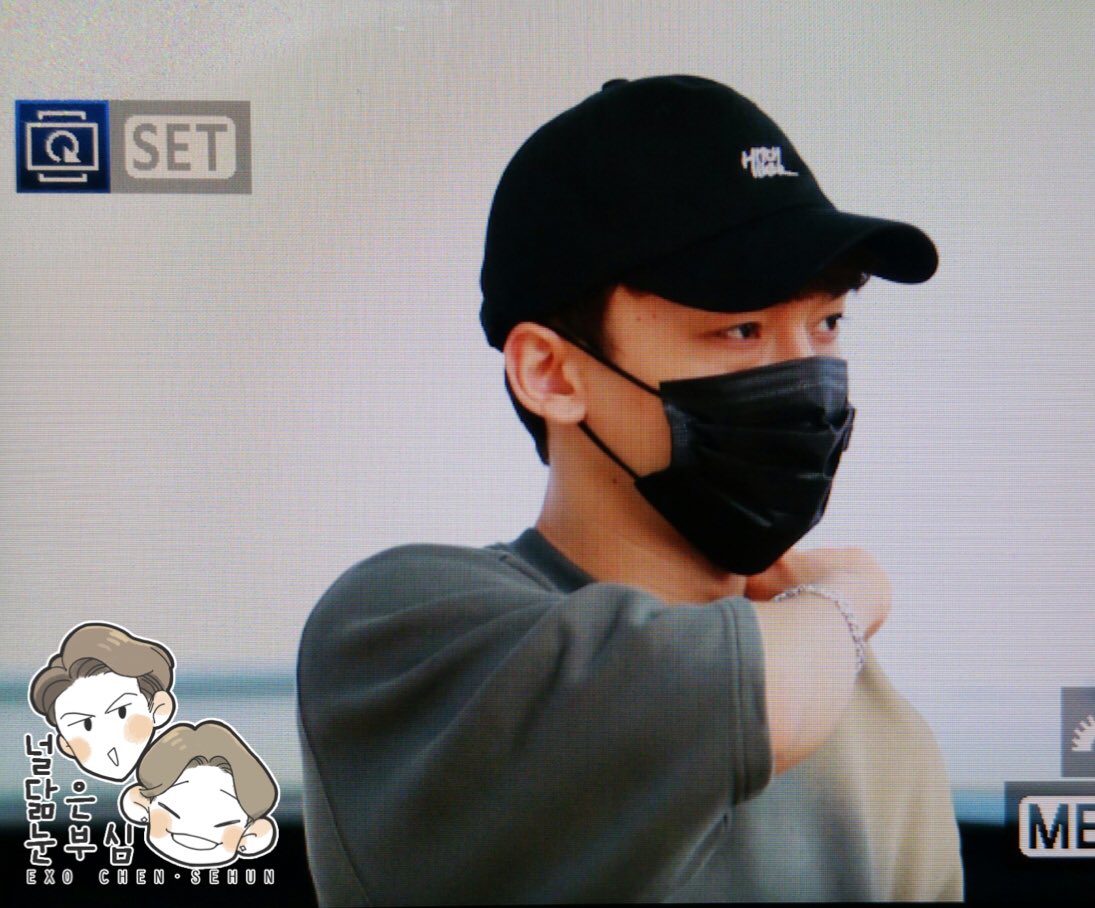 [Preview] 170609 ICN #CHEN #첸 #종대
날씨도 좋고 바람도 선선하고 종대는 멋있고❤️