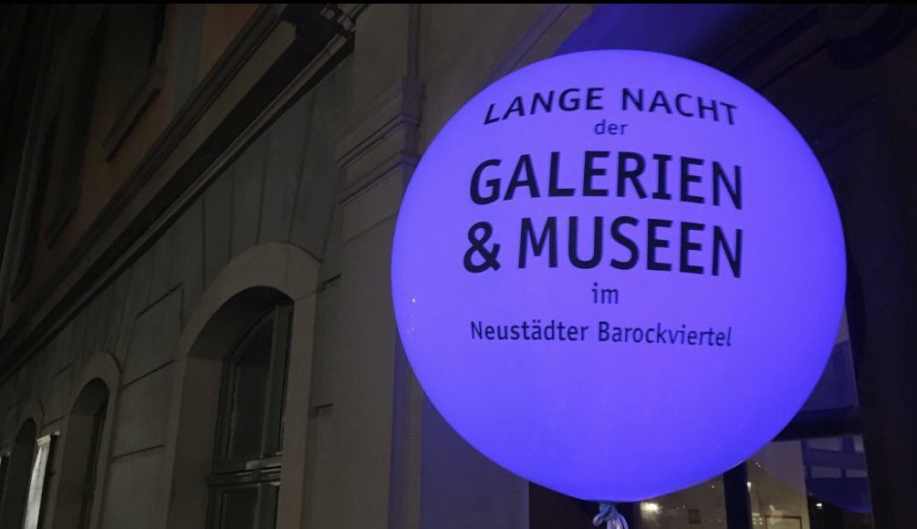 Heute ist #Kunstnacht im Dresdner #Barockviertel, ab 18 Uhr öffnen Galerien &amp; Museen ihre Türen. Infos &amp; Programm: kunstindresden.de/fileadmin/Kuns…