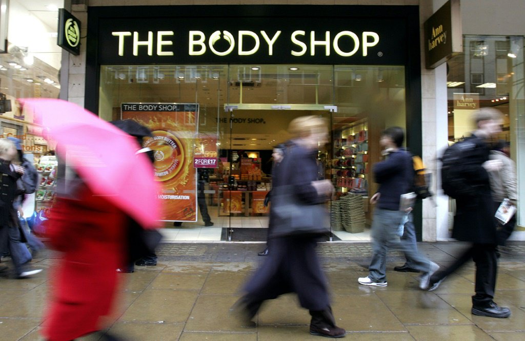 GermainMontor's tweet photo. L’Oréal choisit Natura Cosméticos pour reprendre The Body Shop pour 1 md EUR https://t.co/gAo8Vfaxmy https://t.co/htCHA0kzaA