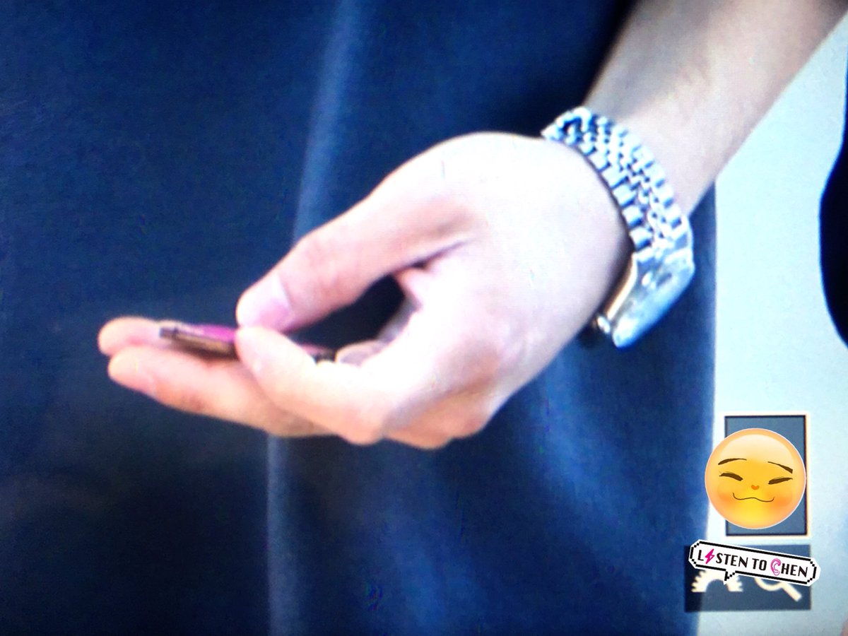 170608 인천공항 #첸 #종대 #chen 
뭐하고 있는지 좀 궁금해~
앗~~~코끼리있여구나 ㅋㅋ