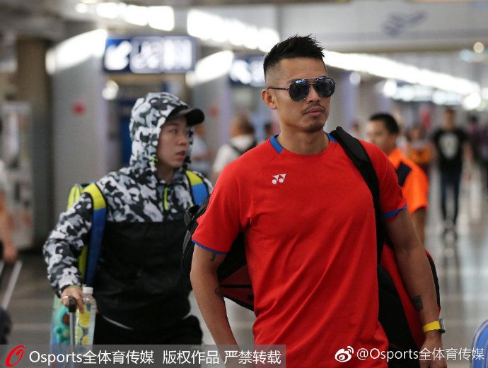 INA_Bminton's tweet photo. Pesona Lin Dan memang beda.

Photo : Osports https://t.co/HcynbjTIkW