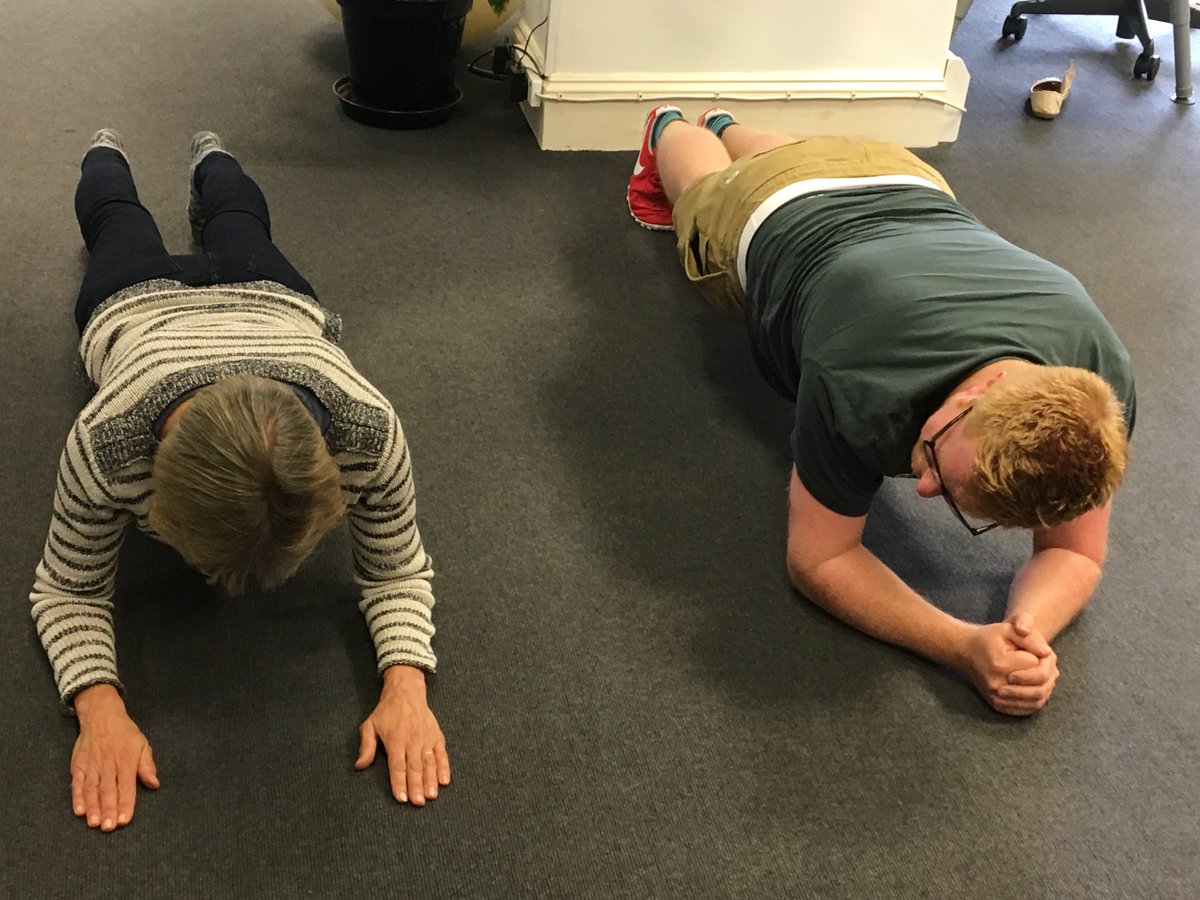 natalie_j_baker's tweet image. Just another day in the @torchbox office #plankoff #antvsusan