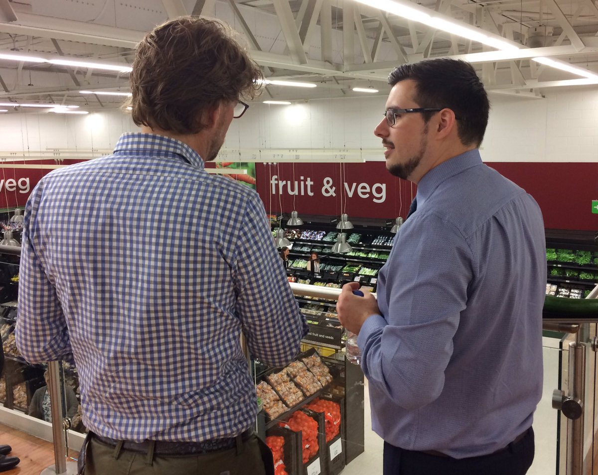 ClairePowellUK's tweet photo. Thank you Charlie Mills and Imran, a fantastic @asda produce team at Lavender Hill. A great store visit! @LondonProduceSh #celebratingFresh https://t.co/VneSTgfFgT