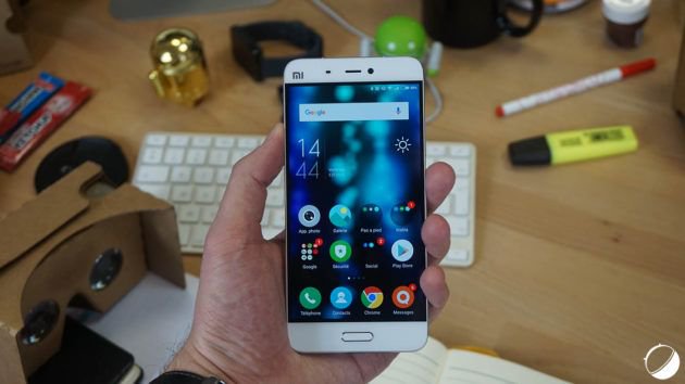 Frandroid's tweet photo. 🔥 #BonPlanFrAndroid 🔥 Ne loupez pas les 6 meilleures offres de la semaine sur GearBest: #XiaomiMi6, #Mi5, #Redmi4X 👉 https://t.co/AWytepR7mt https://t.co/BMcDBfmy4H
