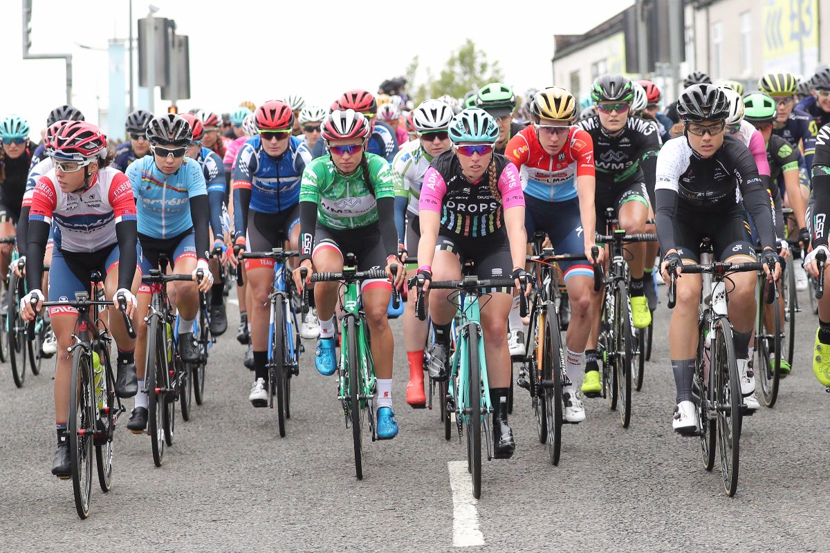 Stage 3 LIVE BLOG is up and running!

This is what you need to keep an eye on for all your race updates! 👇 #OVOWT womenstour.co.uk/2017/06/09/sta…