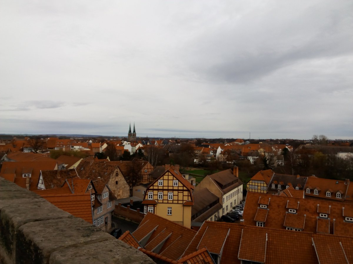 delgadoines18's tweet photo. Quedlinburg :p #InterFlixContest https://t.co/S3qa15yjTB