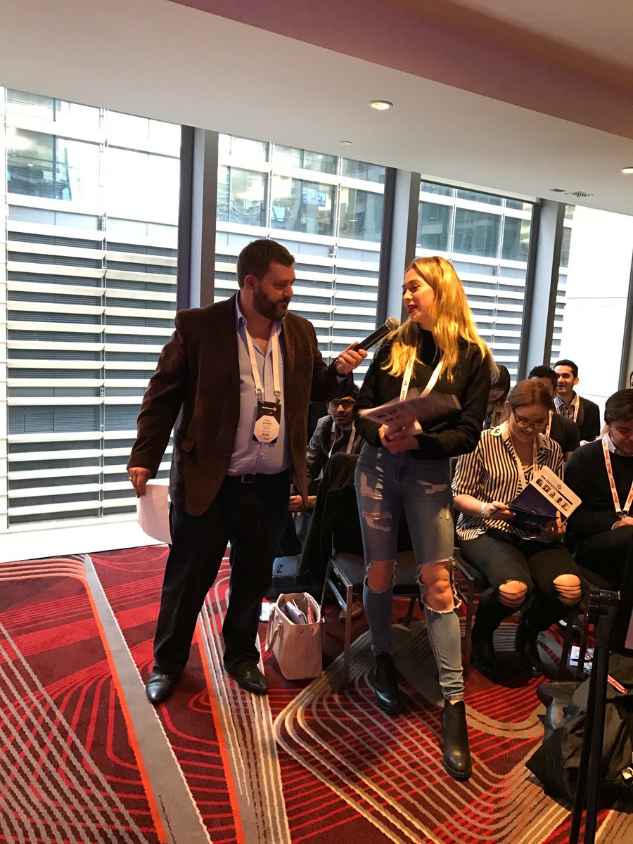 MGradProgram's tweet photo. We had lots of laughs at M Grad @ Mumbrella360 with Paul Murray @pm_live
Thanks for popping into M Grad Paul! https://t.co/RefCEqf52D