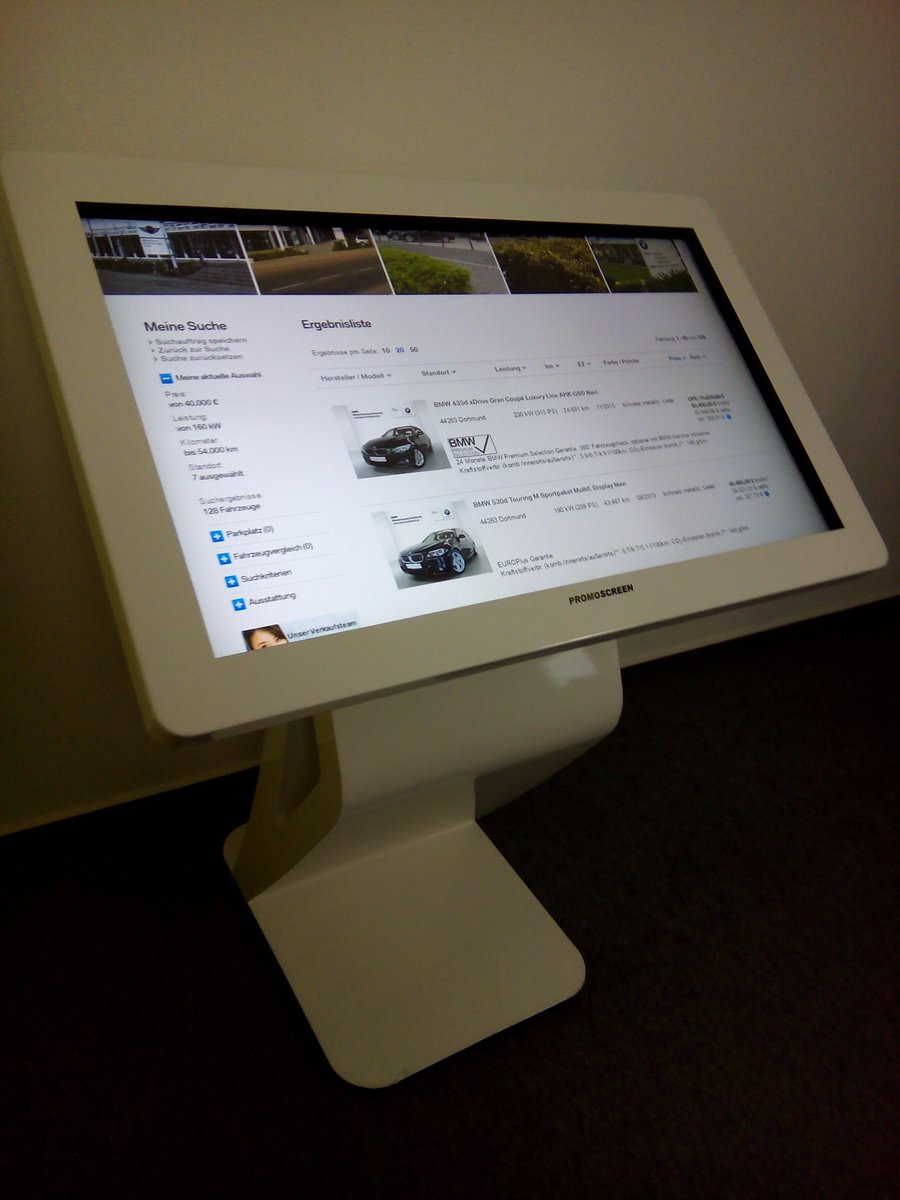Promoscreen1's tweet photo. Perfekter Blickfang und exzellente Präsentationsmöglichkeit für die #Automobilbranche. promoscreen.de #Marketing #Content #digitalsignage https://t.co/8H2Uy7gzvR
