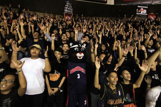 Jangan Anggap Suporter Anarki, Kalau Belum Tahu Manfaat Jadi Suporter

Baca selengkapnya:
dblindonesia.com/v2/news/jangan…