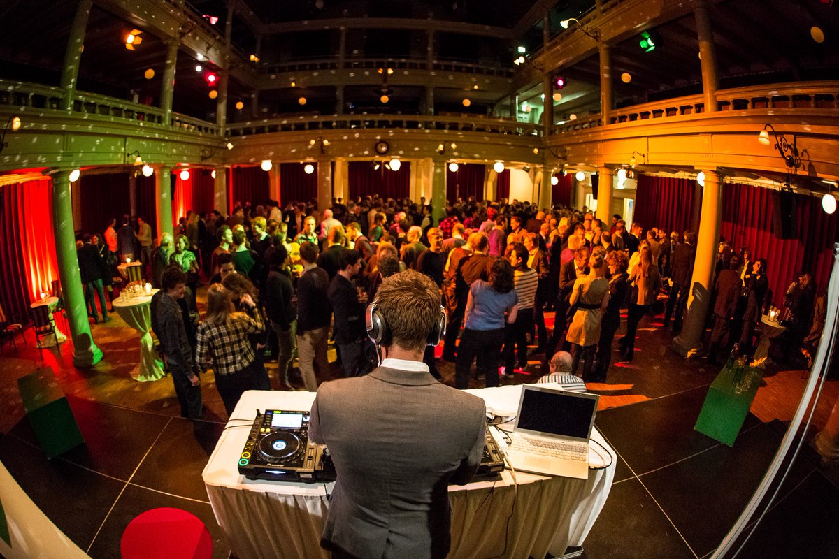 DeRodeHoed's tweet photo. We zoeken enthousiaste horecamedewerkers en hebben een aantal stageplaatsen voor het aankomende seizoen: https://t.co/S7m0gLxOAF https://t.co/cr1wQvB55u
