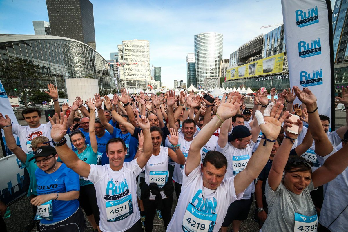 RunatWork's tweet photo. Les meilleures 📸 de #RunAtWork sont ici > 
 https://t.co/4bjfze1rjn https://t.co/edxJLRKl6I