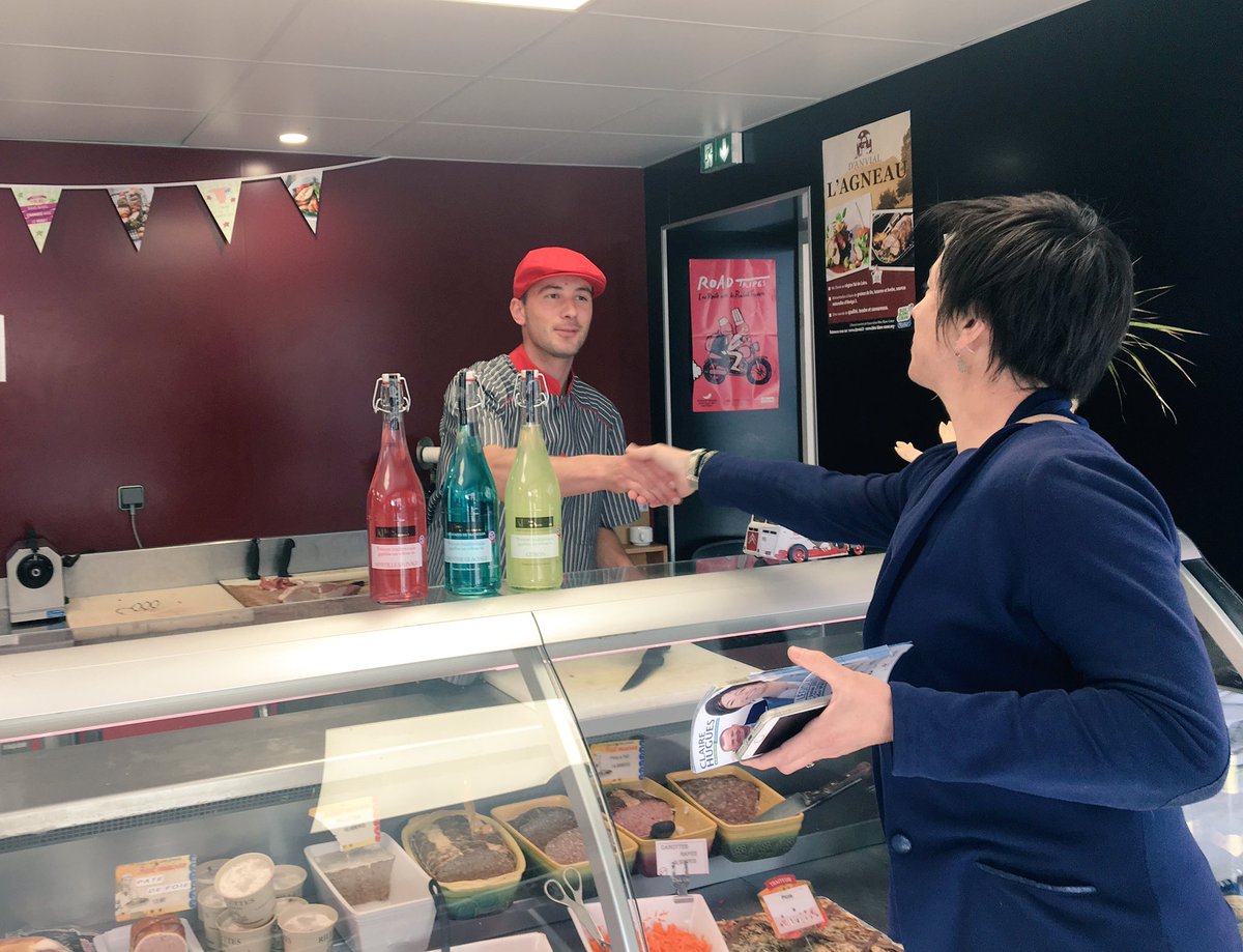Tournée des commerçants de La Plaine ce matin. Un accueil toujours très chaleureux. Merci à vous! #MajoritePourLaFrance #circo4409