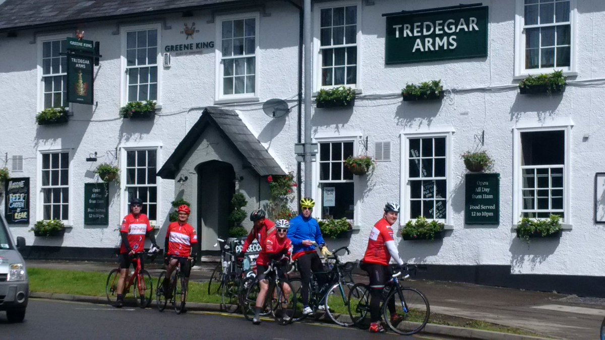 A bit early I thought!! #TalbotGreen2Torquay Chiefs peloton <a href="/SWFireandRescue/">South Wales Fire and Rescue Service</a> <a href="/firefighters999/">Fire Fighters Charity</a>