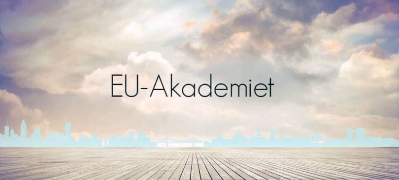 europeiskungdom's tweet photo. Gjør som @jakobschram, @oyvhar og flere andre: søk #euaka! En uke i Brussel med vår toppskolering. 

https://t.co/glBIsTqxqz https://t.co/p9dYUG8zLG