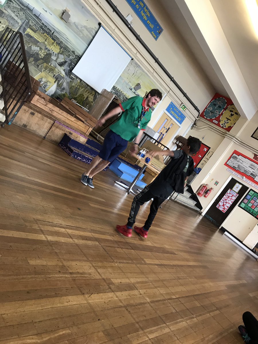 portmeadp's tweet photo. Y5 are enjoying the 'Our Body' show delivered by Techniquest #pmdpy5 #pmdpsci #attechniquest https://t.co/chSZzIEyOY