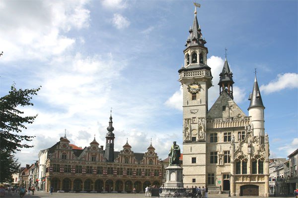 Bloggerblad's tweet image. #Aalst Doe mee met de fotowedstrijd ‘Dieren #Aalstvergeethennooit’ bloggerblad.wordpress.com/2017/06/09/aal…