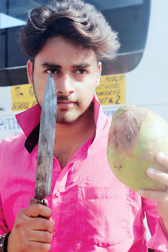 Sahilsinghr's tweet photo. Shooting for "Savdhan india" " life ok".......🎬🎥📺
- #lifoktv #savdhanindia #cannels #sahilsinghraizadaactor #shootingtime https://t.co/xNRC9my0Ms