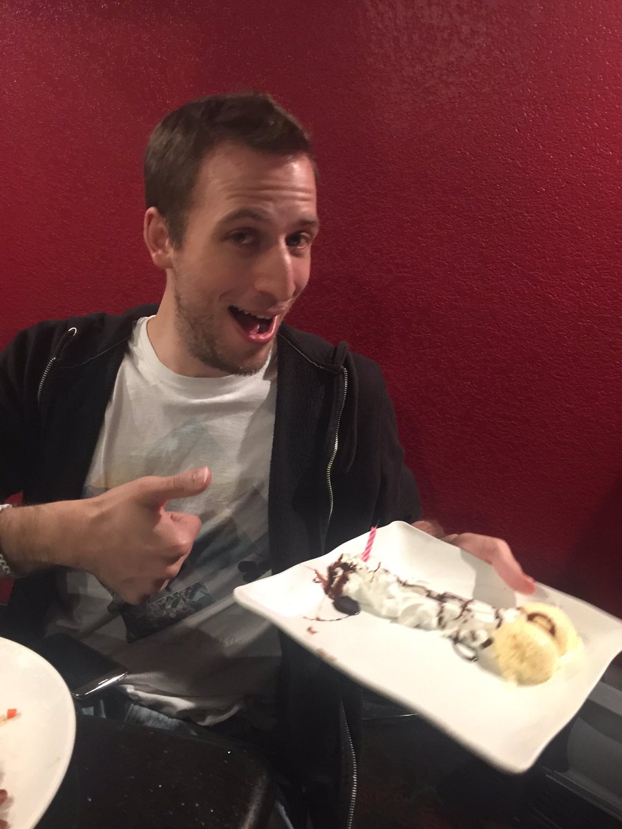 oerockets's tweet photo. Celebrating @BennyG444 birthday in Vegas fashion at Musashi https://t.co/qKdmpn9MGe