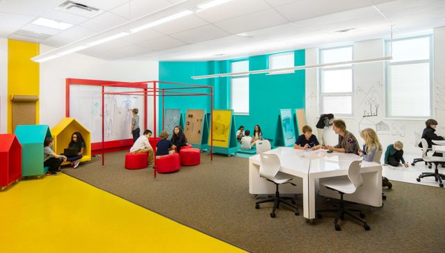 CSCorganization's tweet photo. Various ways to design better classrooms and learning spaces, https://t.co/OsRA48fYR3 via @Getting_Smart #edchat #classmgmt #edulead https://t.co/OdA5BHnTTV