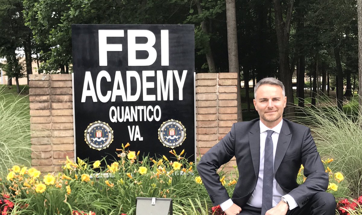 lucandreini's tweet photo. Dieci settimane all'FBI Academy di Quantico, una incredibile esperienza professionale e personale. Grazie alla Polizia di Stato e all'FBI. https://t.co/ndUpAqGrYj