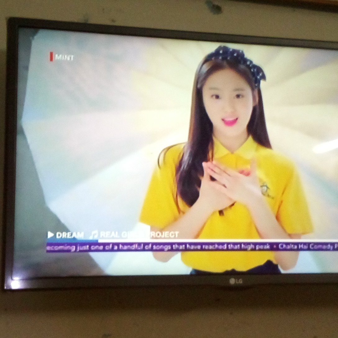 iamdonekokkie's tweet image. Finally VH1 play K-pop songs Thanku soo much guys its means a lot for us (K-pop lovers) finally we did guys congrats K-pop INDIAN fans 🙌🙌