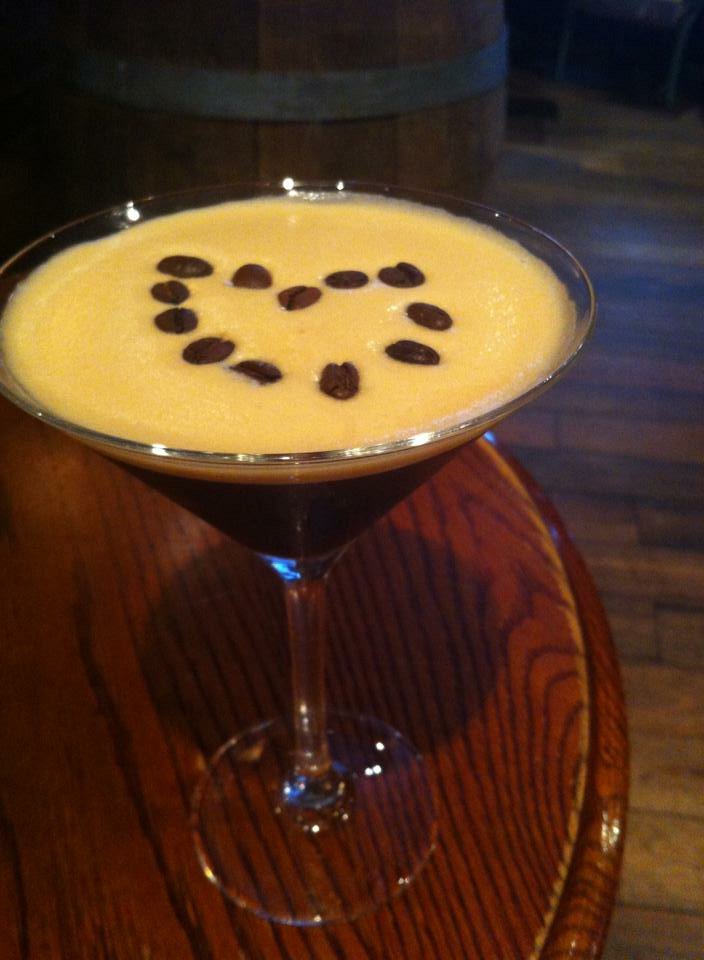 ScoffersKitchen's tweet photo. NOW time to wind down...😍💋😳 #bestbarsnacks #241cocktails #happyhour @NappyValleyNet @thisisclapham @loveclapham @theindiehub_ @northcote_rd https://t.co/YiBVscbyLH