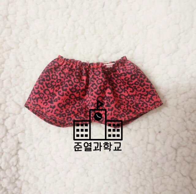 kkongyeoldb's tweet photo. 류준열 인형 https://t.co/q6IhpioF3P