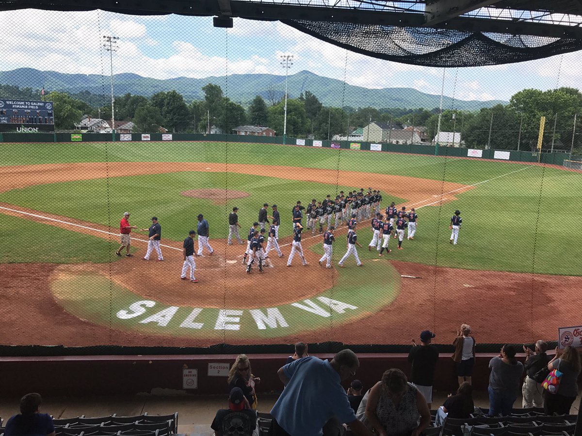 ddeguzmanTV's tweet photo. FINAL: Turner Ashby defeats Spotsylvania 1-0 to advance to the 3A championship. #WHSVStates https://t.co/yAz2wfqyj5