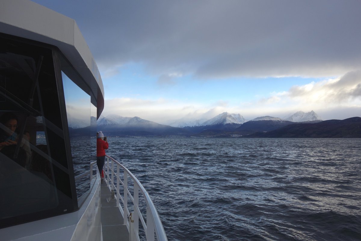 KEAdventure's tweet photo. KE Product Manager Lisa is back from Patagonia - https://t.co/5IQwFHvBQX  #TierradelFuego #Andes  #seabirds #baskingseals #penguins https://t.co/0eSDZFR4b9