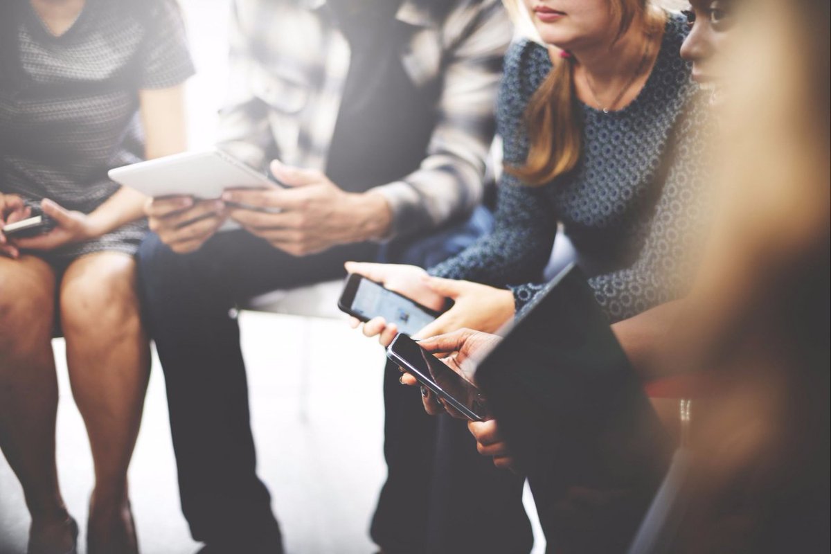 ColunchingFR's tweet photo. #Savethedate Envie d'apprendre à #networker activement et sereinement ? RDV au prochain #codrink du 15/06 !
▶️ https://t.co/6TIj00BJfc https://t.co/whU1ENDrBV