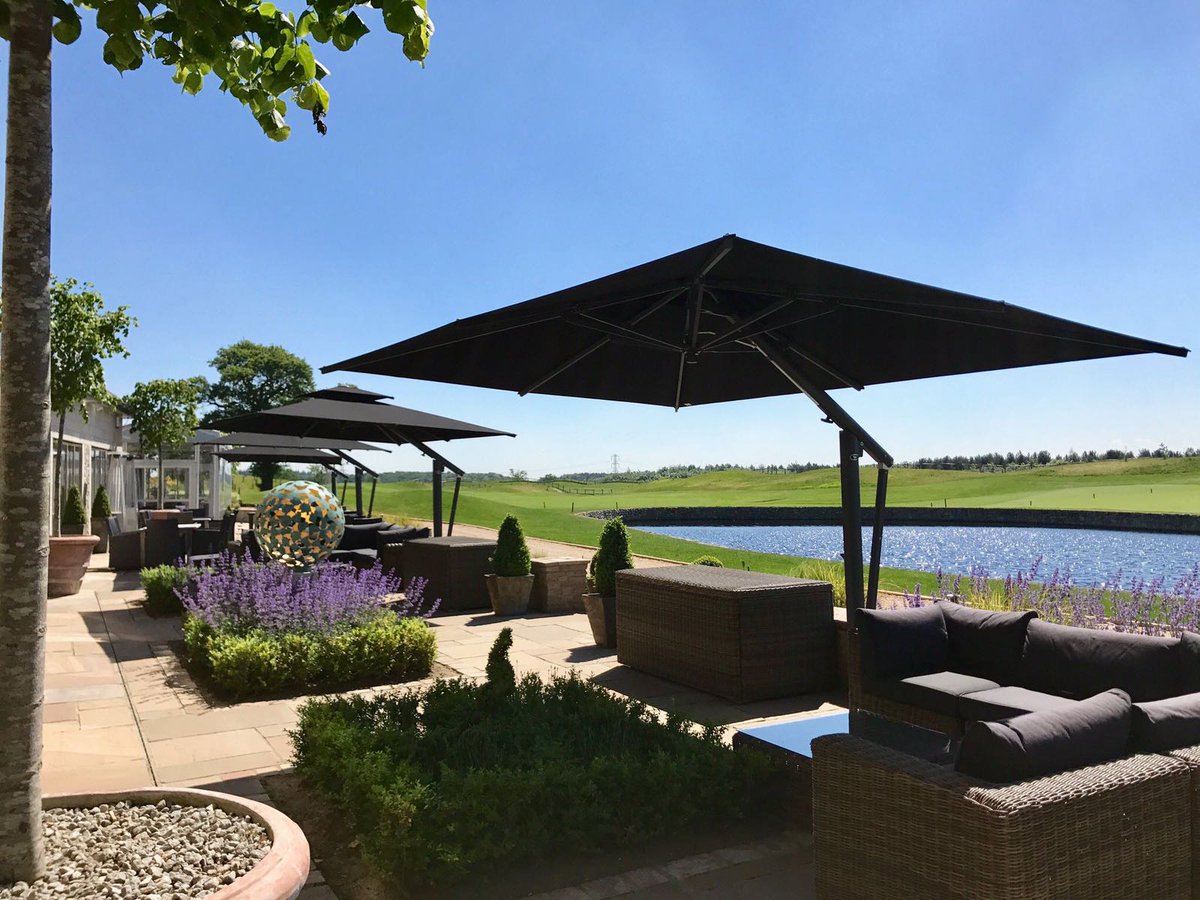 Why not come and join us for a drink at <a href="/GalvinCenturion/">GalvinCenturion</a> this evening and celebrate the start of the weekend in style? 🥂 #FridayFeeling