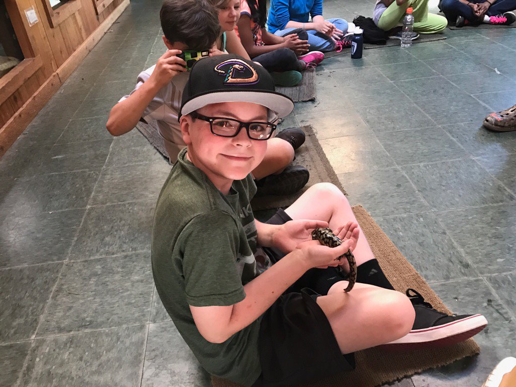 Beezee1Colletti's tweet photo. #hillthinkers https://t.co/4biHowKvBE