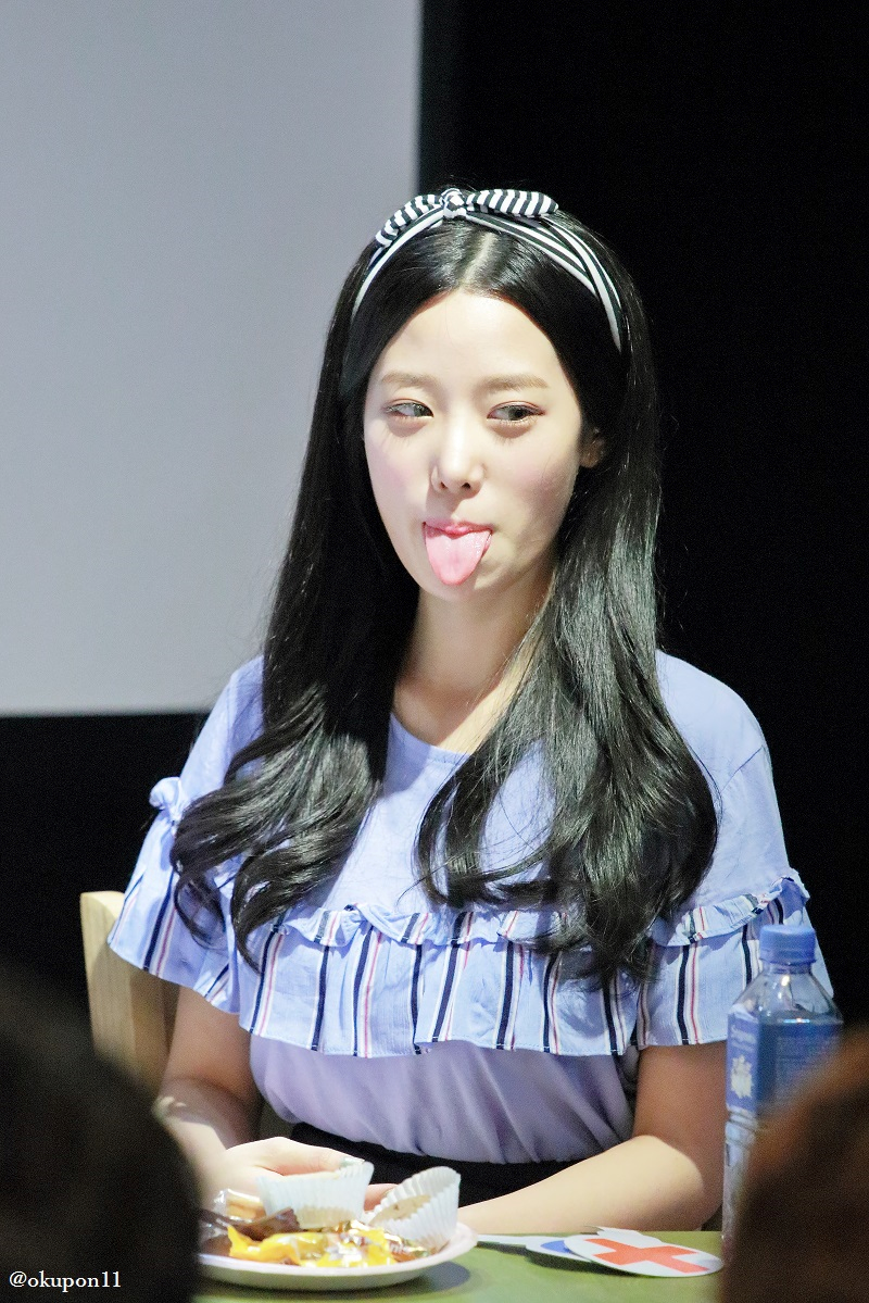 okupon11's tweet photo. 170521 berrygood
3rd  Anniversary Fan Meeting
Johyun 조현 ジョヒョン
#berrygood #베리굿
#Johyun #조현 #ジョヒョン https://t.co/tesc3MvKmd