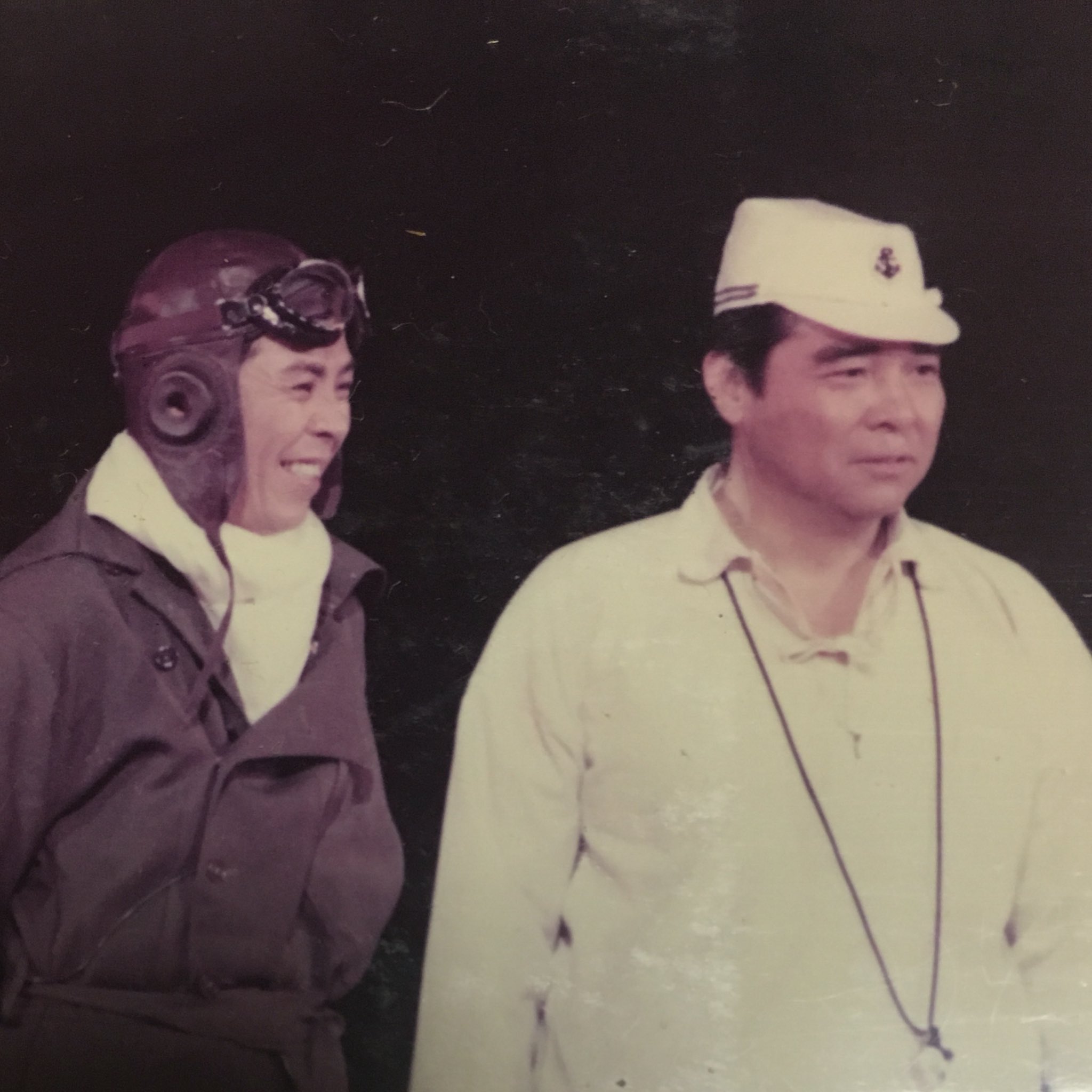 山岡竜弘 本日は祖父 山岡徹也の命日 アルバムから出てきた写真たち 徹也君 のれんに 北島三郎さん 爺ちゃんが見た沢山の景色 こんな毎日をどんな風に感じていたのかなぁ 命日は今日でちょうど20年 山岡竜弘 本日は祖父 山岡徹也の命日 アルバムから出てきた写真たち 徹也君 のれんに 北島三郎さん 爺ちゃんが見た沢山の景色 こんな毎日をどんな風に感じていたのかなぁ 命日は今日でちょうど20年