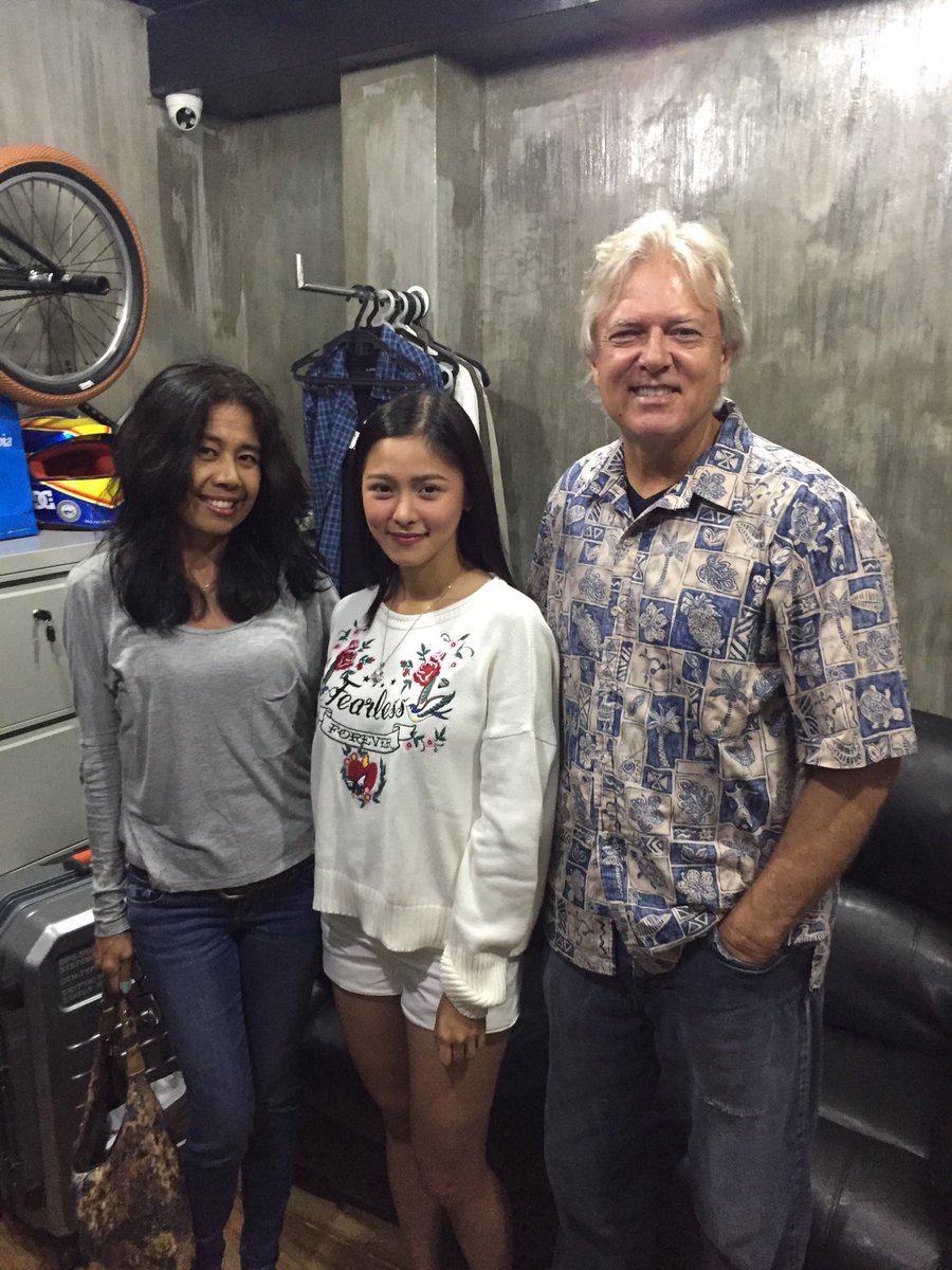 TarnyPerkins's tweet photo. Me and Tess with Kim Chiu #tarny https://t.co/IIMhJAFftk