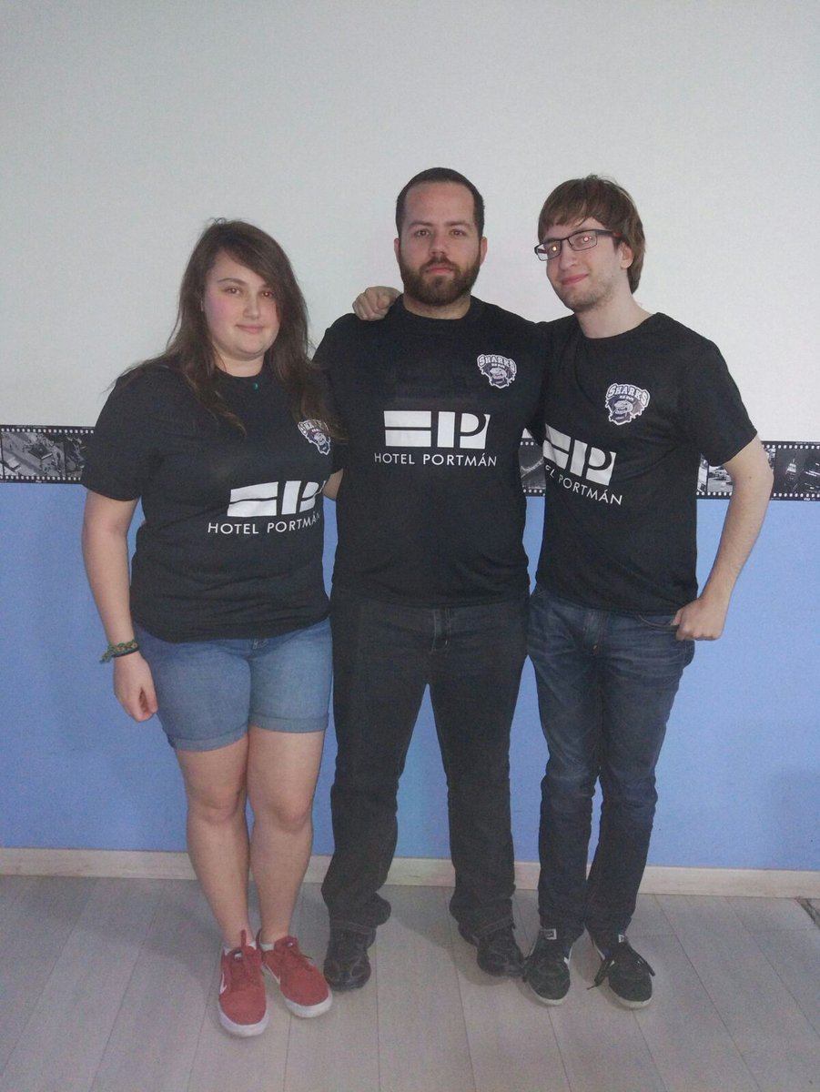 HotelPortman's tweet photo. Hotel Portman con el equipo de la Universidad de Murcia de eSports SharksUM https://t.co/FM1XmrTdPN